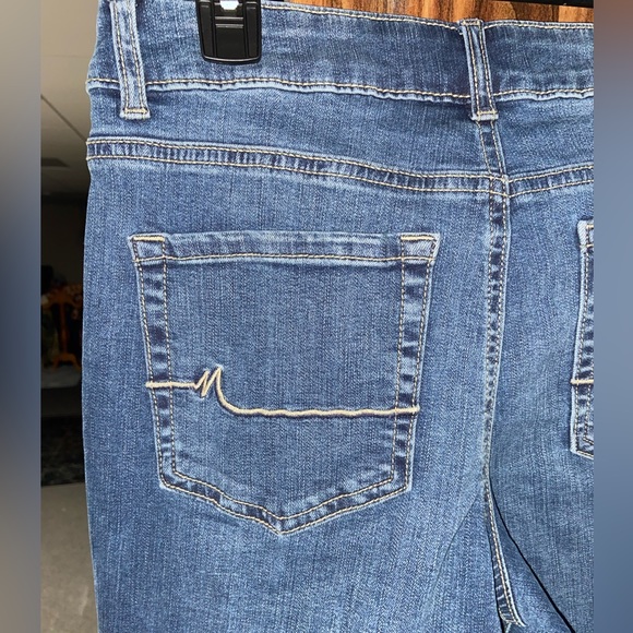 🔥 Women’s NWOT M Jeans 8 XL - Picture 5 of 10